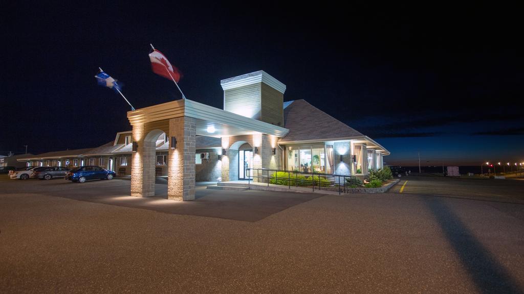 Hotel Motel La Vigie Matane Exterior foto