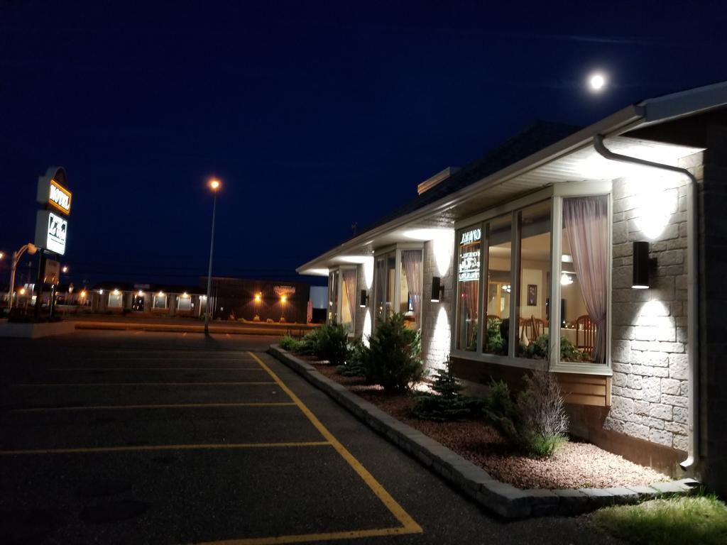 Hotel Motel La Vigie Matane Exterior foto
